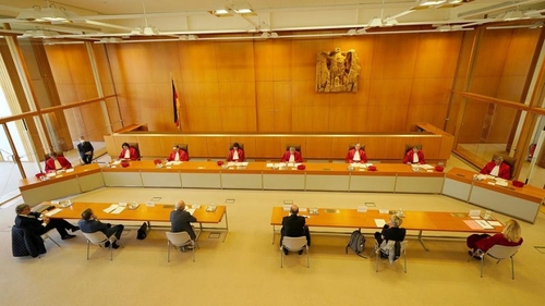 The socially-distancing Second Senate of the German Constitutional Court.