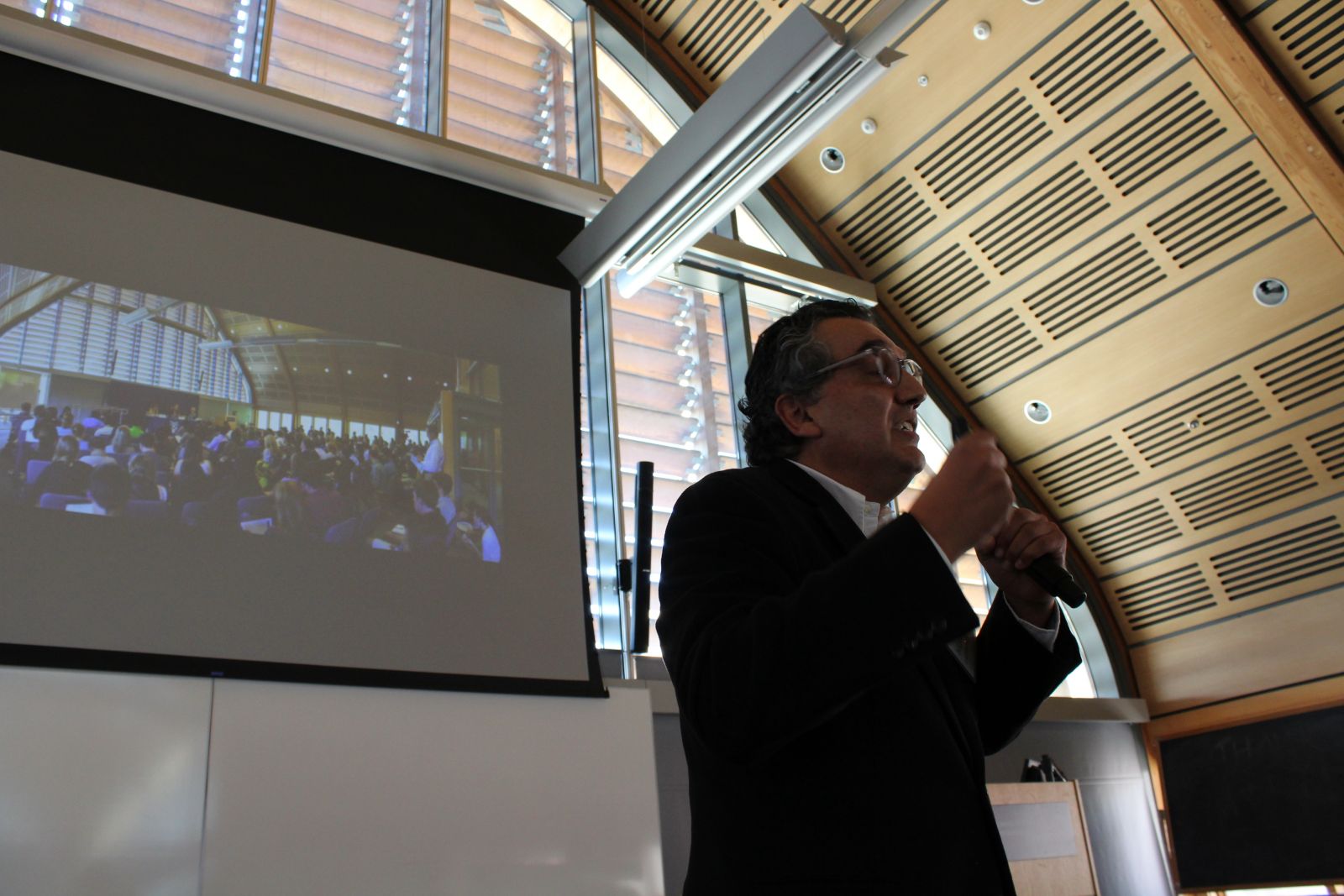 Mauricio Castro Salazar, Former Director of Fundecooperación para el Desarrollo Sostenible, gave a dynamic presentation about international cooperation. He shows the audience a picture of themselves, sitting in Burke Auditorium (where the conference was held), to emphasize the importance of young professionals in achieving sustainable development goals. 