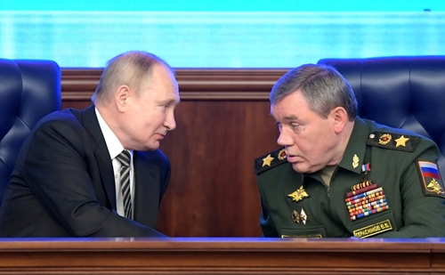 Russian President Vladimir Putin and General of the Army Valery Gerasimov, Chief of the General Staff of the Russian Armed Forces, at the Ministry of Defense yesterday.