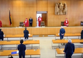 Members of the German Constitutional Court presenting the May 5 decision on ECB’s bond purchasing program.