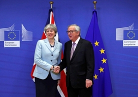 UK Prime Minister May and European Commission President Juncker meet for key talks on a Brexit deal.