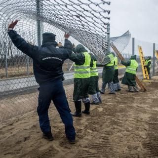 Building a fence on the border with Serbia in southern Hungary this month. Credit Sandor Ujvari/European Pressphoto AgencyBuilding a fence on the border with Serbia in southern Hungary this month. Credit Sandor Ujvari/European Pressphoto Agency