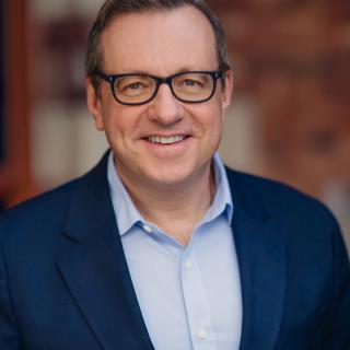 Constantine Muravnik headshot